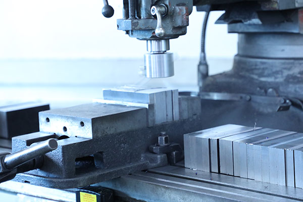 全自動點(diǎn)膠機(jī)廠家