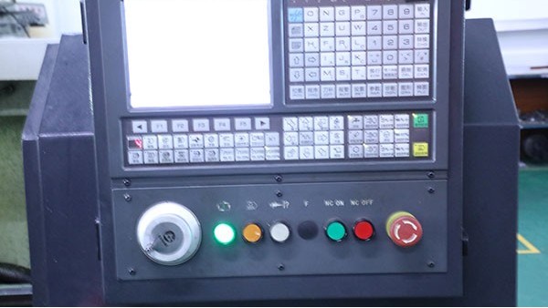 自動(dòng)熱熔膠點(diǎn)膠機(jī)