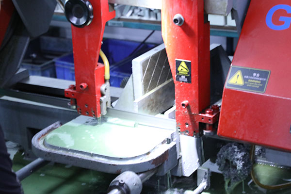 全自動(dòng)點(diǎn)膠機(jī)加工