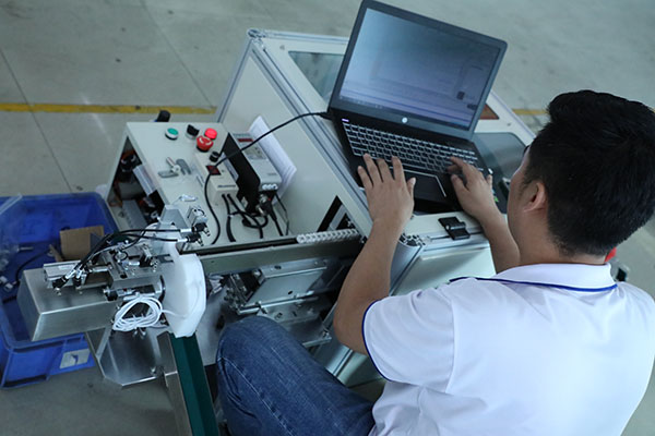 點(diǎn)膠機(jī)